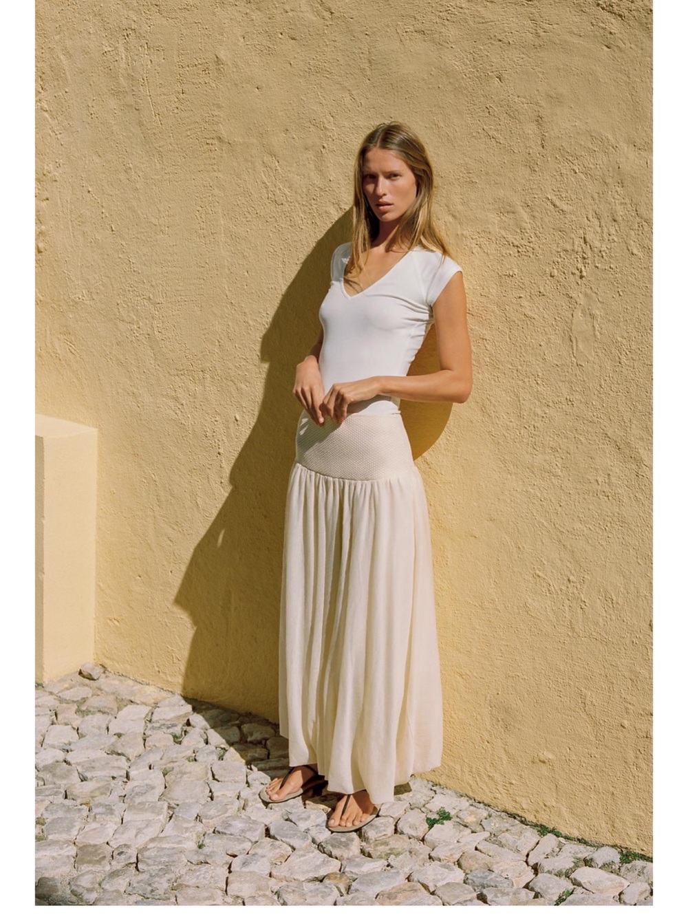 Zara Cream Maxi Skirt with Flowing Silhouette